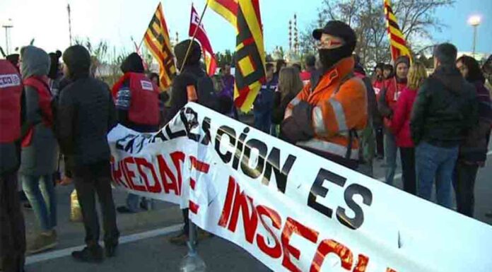 Huelga en la petroquímica de Tarragona un mes después de la explosión Huelga en la petroquímica de Tarragona un mes después de la explosión