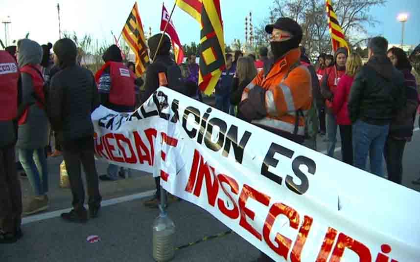 Huelga en la petroquímica de Tarragona un mes después de la explosión