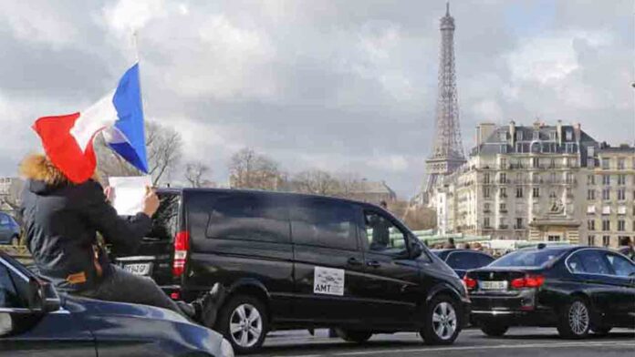 Los tribunales franceses dictaminan que los conductores de Uber son empleados