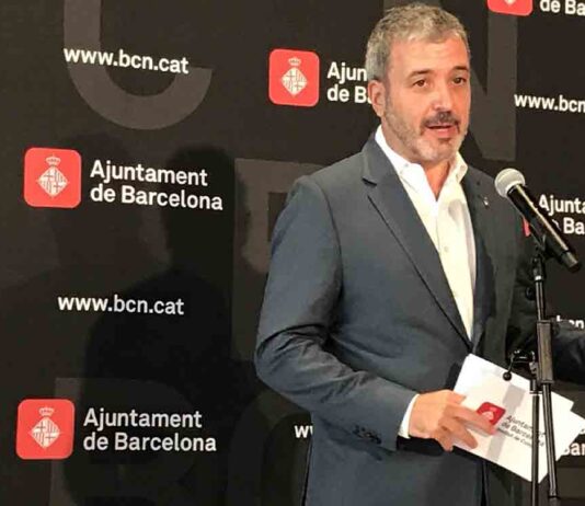 Barcelona entregará 300 euros a cada autónomo para cubrir el 100% de la base de cotización mínima Barcelona entregará 300 euros a cada autónomo para cubrir el 100% de la base de cotización mínima