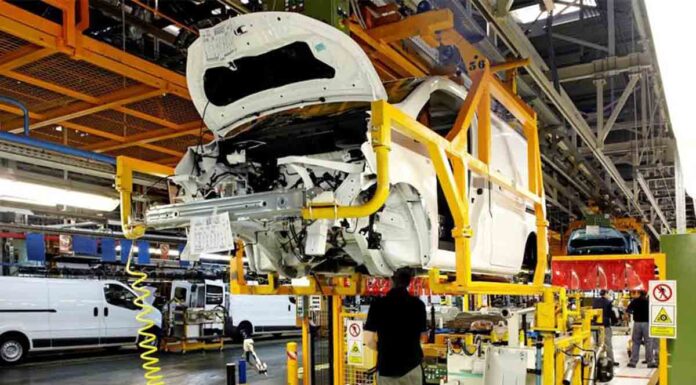 El Ayuntamiento de Barcelona insta a Nissan a tomar medidas en las plantas