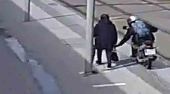 Ingresa en prisión un ladrón que utilizaba motos robadas para cometer tirones Ingresa en prisión un ladrón que utilizaba motos robadas para cometer tirones