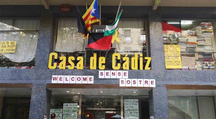 Los okupas de la Casa de Cádiz convertida en albergue denuncian abusos sexuales Los okupas de la Casa de Cádiz convertida en albergue denuncian abusos sexuales