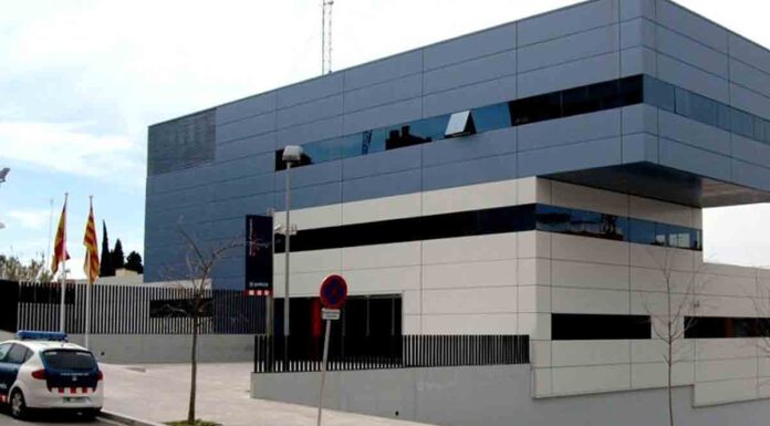 Detenidas en Rubí tres personas por dos robos violentos consecutivos Detenidas en Rubí tres personas por dos robos violentos consecutivos