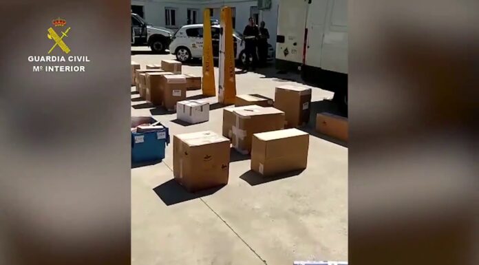 La Guardia Civil descubre 29 kilos de marihuana en un control de El Garraf La Guardia Civil descubre 29 kilos de marihuana en un control de El Garraf