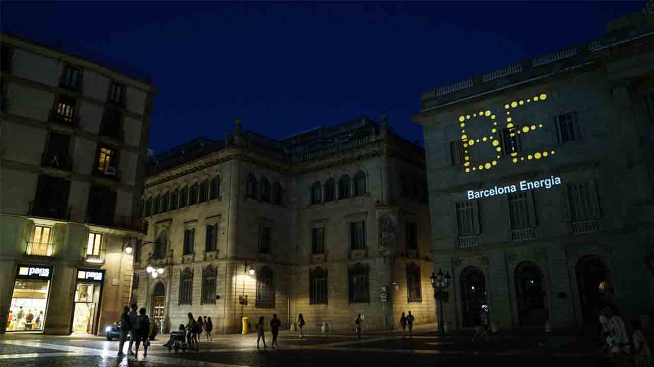 Barcelona Energía abarata las tarifas de la luz