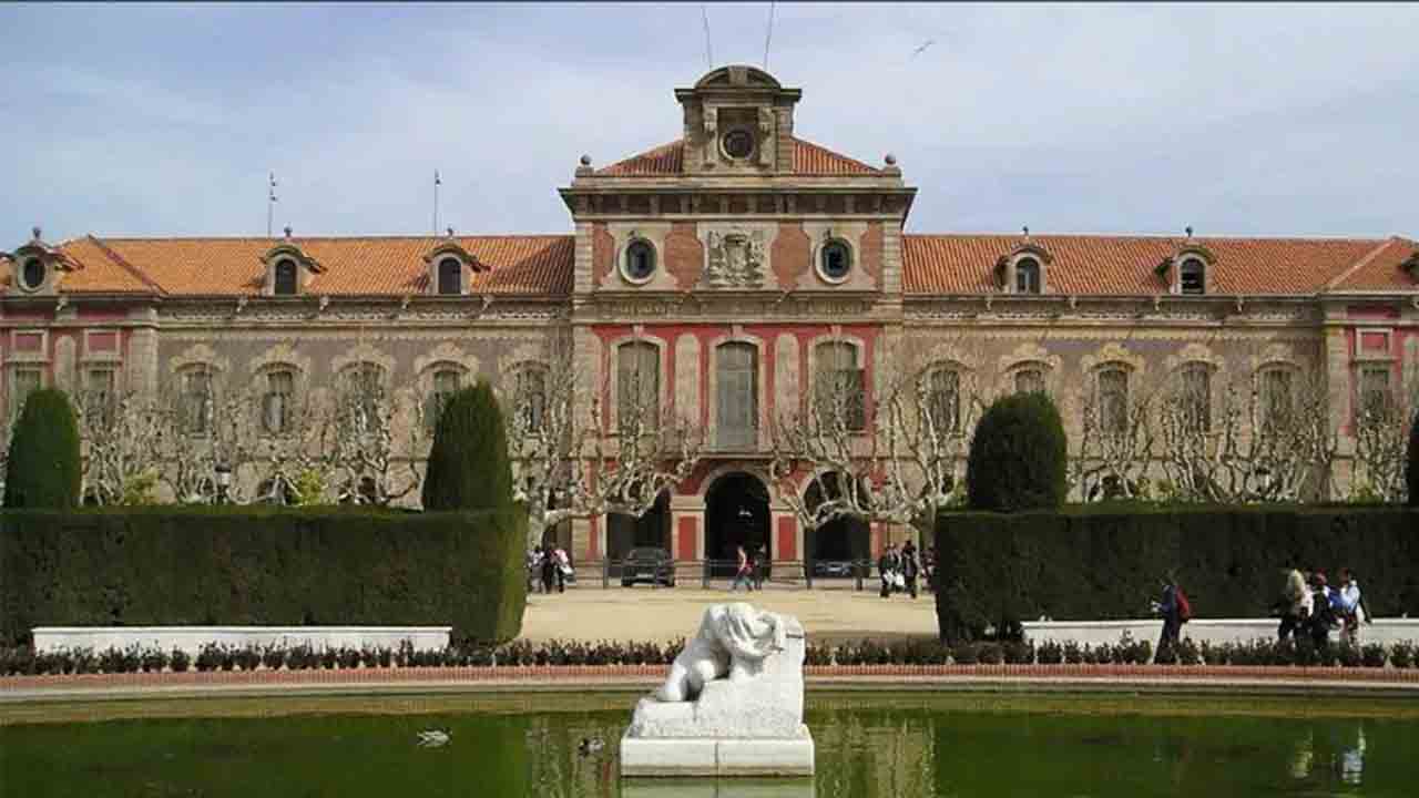 La plaça d’armes del parque de la Ciutadella recuperará su histórico jardín
