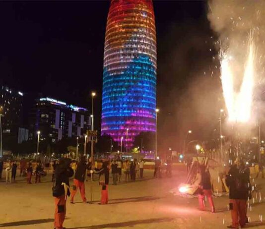 Verbena de Sant Joan: Puntos de venta de petardos en los barrios de Sant Martí Puntos de venta de petardos en los barrios de Sant Martí