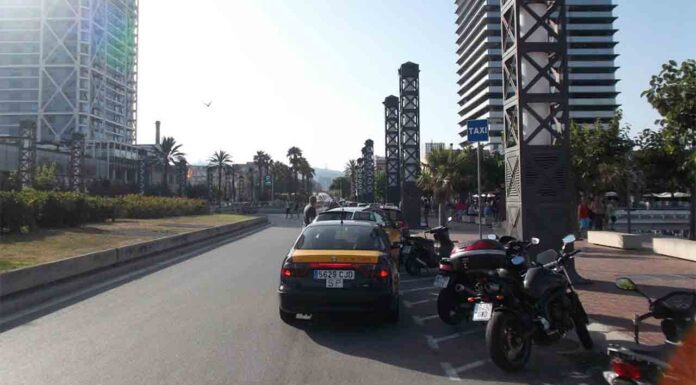 El sector del taxi del AMB, pide una reducción de la flota del 50% El sector del taxi del AMB, pide una reducción de la flota del 50%