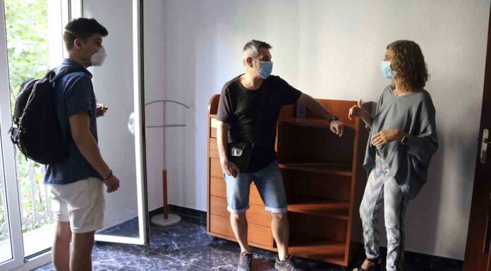 Barcelona suspende las licencias de habitaciones de uso turístico en viviendas Barcelona suspende las licencias de habitaciones de uso turístico en viviendas