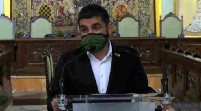 Ceses masivos después del colapso de la web donde solicitaban ayudas los autónomos Ceses masivos después del colapso de la web donde solicitaban ayudas los autónomos