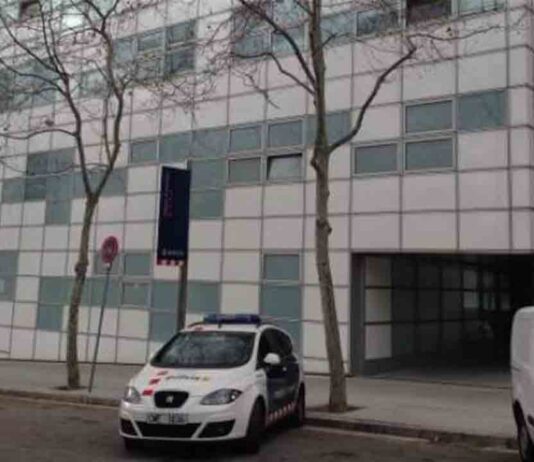 Detenido por la muerte de un hombre la noche de Sant Joan en la calle Lleida Prisión para mujer que robaba a hombres que conocía a través de las redes sociales