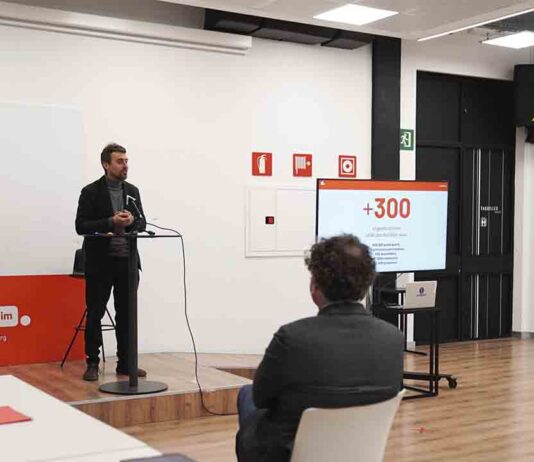 Convenio de colaboración para impulsar la participación con tecnologías libres Convenio de colaboración para impulsar la participación con tecnologías libres