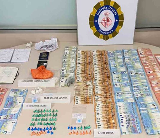 Desmantelado un punto de venta de droga en el Eixample Desmantelado un punto de venta de droga en el Eixample