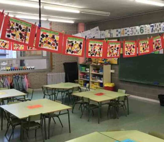 El Govern distribuirá ventiladores a las escuelas donde hace más calor Las escuelas públicas renuevan el mobiliario en 487 aulas infantiles