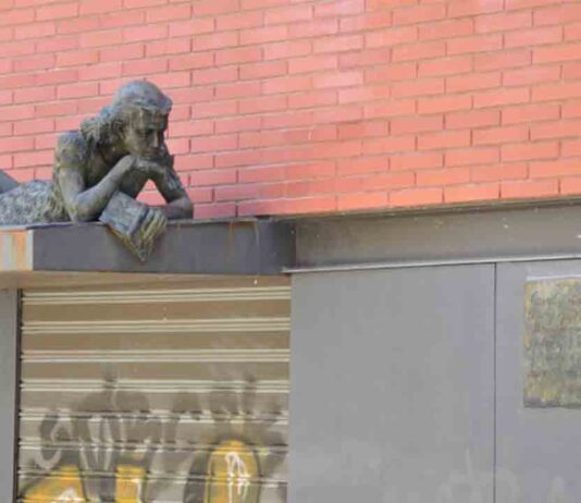 Monumento a Anna Frank Monumento a Anna Frank