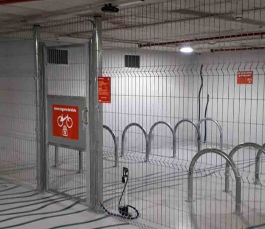 Nuevo aparcamiento seguro para bicicletas en el mercado de Sant Antoni Nuevo aparcamiento seguro para bicicletas en el mercado de Sant Antoni
