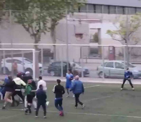 Catalunya refuerza las acciones contra la intolerancia en los campos de futbol Catalunya refuerza las acciones contra la intolerancia en los campos de futbol