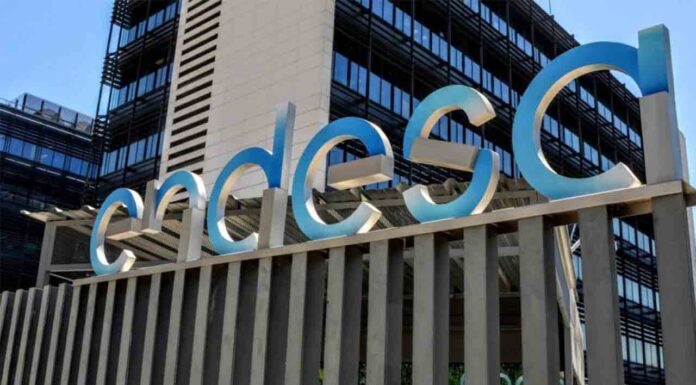 Endesa y el Ayuntamiento acuerdan mejorar la calidad del suministro eléctrico Endesa y el Ayuntamiento acuerdan mejorar la calidad del suministro eléctrico