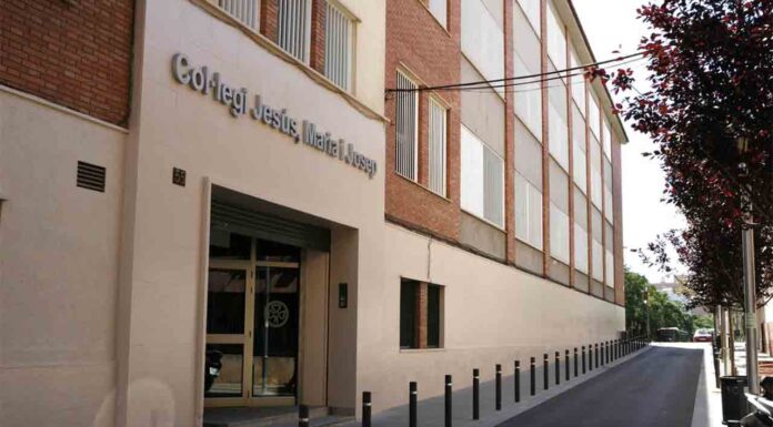 Expedientan al informático que denunció ante los Mossos a un cura por tener material pedófilo Expedientan al informático que denunció ante los Mossos a un cura por tener material pedófilo