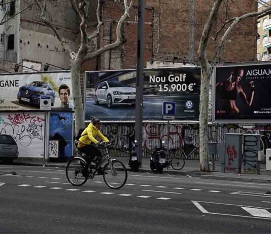 Vivienda dotacional y equipamientos de barrio en el solar del antiguo teatro Talia Vivienda dotacional y equipamientos de barrio en el solar del antiguo teatro Talia