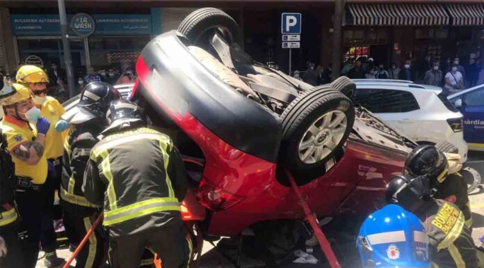 Accidente en el paseo de la Zona Franca con un herido grave Accidente en el paseo de la Zona Franca con un herido grave