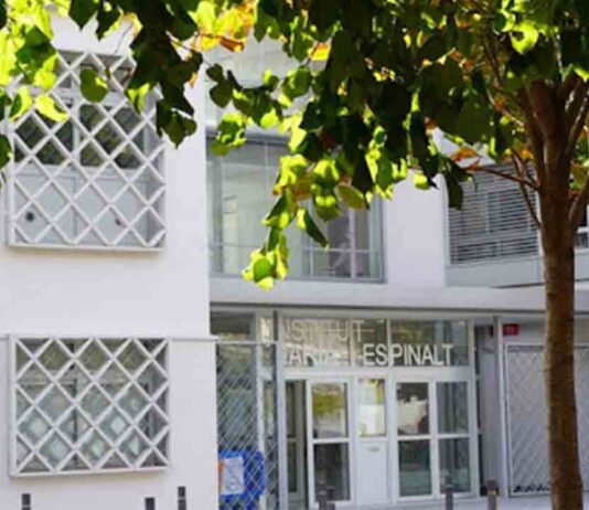 El Instituto María Espinalt consolida su proyecto en el nuevo edificio de Poblenou El Instituto María Espinalt consolida su proyecto en el nuevo edificio de Poblenou