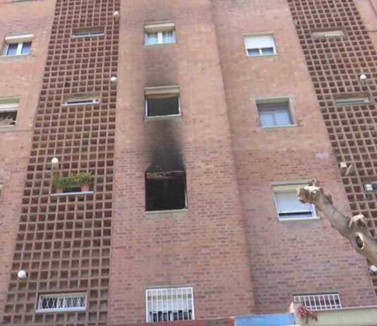 Muere una mujer de 89 años en un incendio en la Zona Franca Muere una mujer de 89 años en un incendio en la Zona Franca