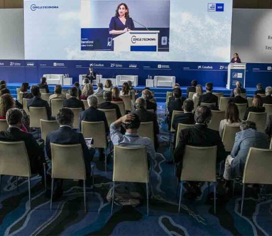 Ada Colau abre la reunión anual del Círculo de Economía Ada Colau abre la reunión anual del Círculo de Economía