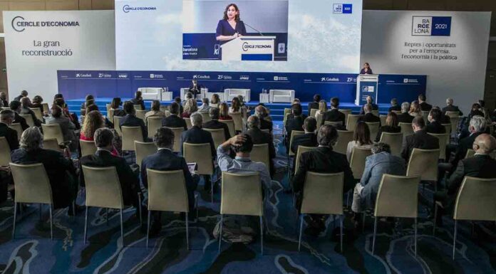 Ada Colau abre la reunión anual del Círculo de Economía Ada Colau abre la reunión anual del Círculo de Economía