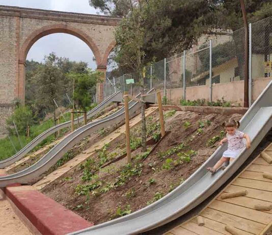 Ciutat Meridiana estrena un nuevo parque con zona deportiva Ciutat Meridiana estrena un nuevo parque con zona deportiva