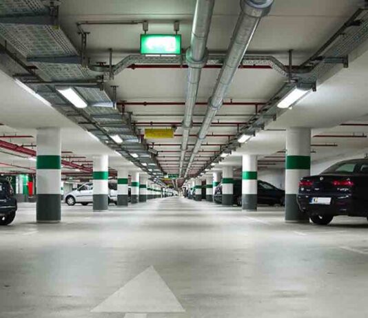 Dos detenidos por robo en interior de vehículos en aparcamientos Dos detenidos por robo en interior de vehículos en aparcamientos