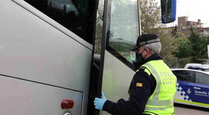 Un conductor de transporte escolar doblaba el limite de alcohol permitido Un conductor de transporte escolar doblaba el limite de alcohol permitido