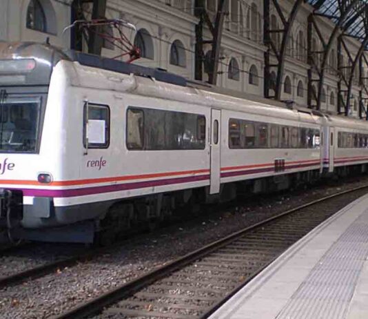 Un hombre es atropellado por un tren en la Estación de Francia Un hombre es atropellado por un tren en la Estación de Francia