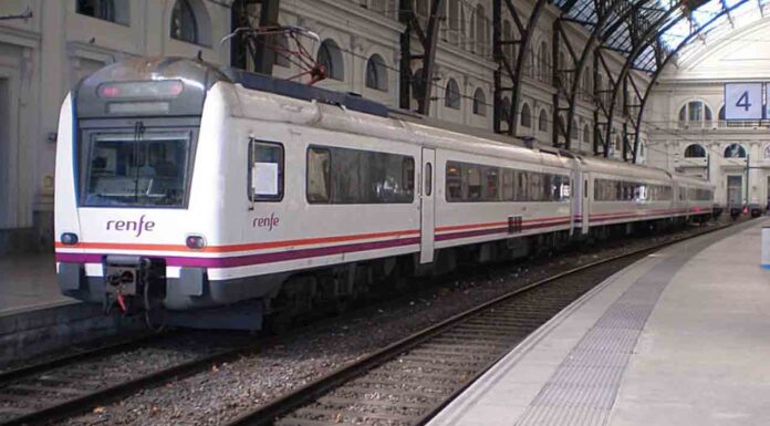 Un hombre es atropellado por un tren en la Estación de Francia Un hombre es atropellado por un tren en la Estación de Francia