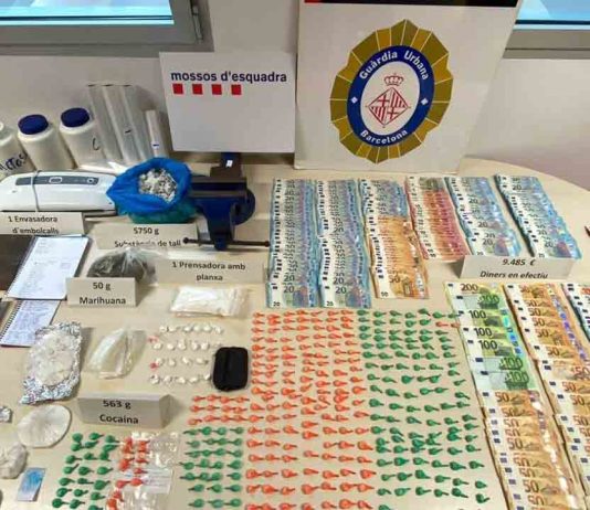 6 detenidos que traficaban con cocaína en el Eixample 6 detenidos que traficaban con cocaína en el Eixample