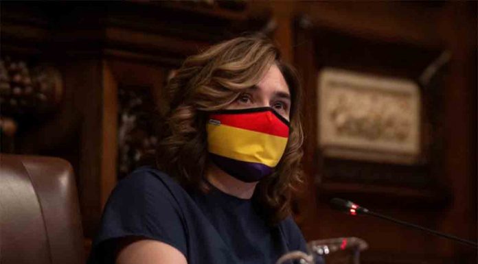 El Tribunal de Cuentas archiva la denuncia de Cs contra Colau por «mala praxis» La iglesia deberá pagar 22.365 euros de IBI a Barcelona