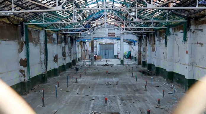 Barcelona pone freno a las cocinas fantasma Barcelona pone freno a las cocinas fantasma