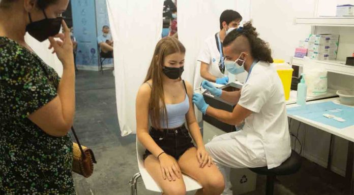 Comienza la vacunación sin cita previa a partir de los 12 años Comienza la vacunación sin cita previa a partir de los 12 años