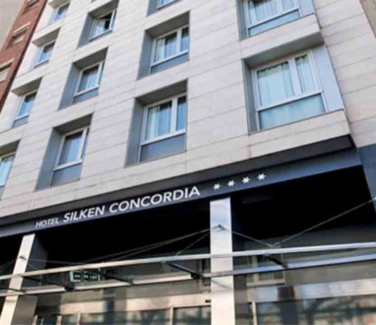 Investigan la muerte de un niño de 3 años a manos de su padre en un hotel del Paralelo Investigan la muerte de un niño de 3 años a manos de su padre en un hotel del Paralelo