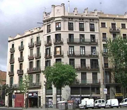 La Dreta del Eixample gana un nuevo espacio para entidades en la calle Aragó La Dreta del Eixample gana un nuevo espacio para entidades en la calle Aragón