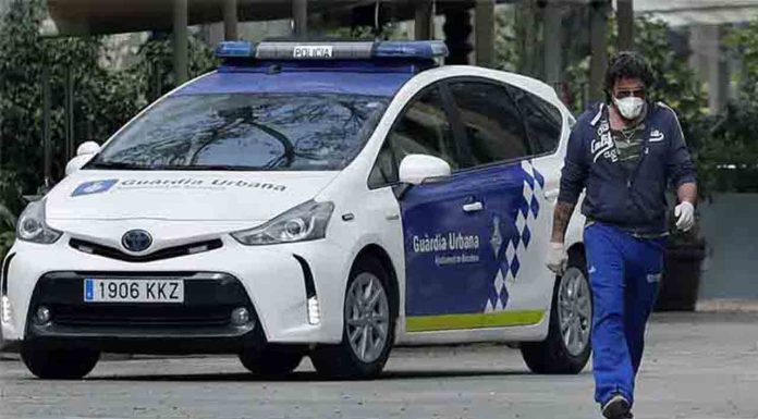 Muere un turista en Sarrià que se tragó la llave de un coche Muere un turista en Sarrià que se tragó la llave de un coche