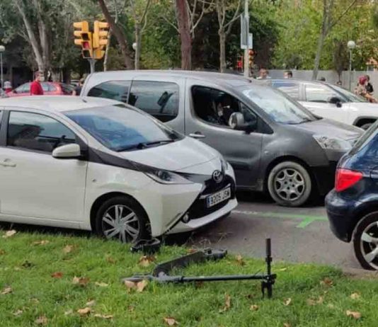 Herido en accidente el conductor de un patinete al pasar un semáforo en rojo Herido en accidente el conductor de un patinete al pasar un semáforo en rojo