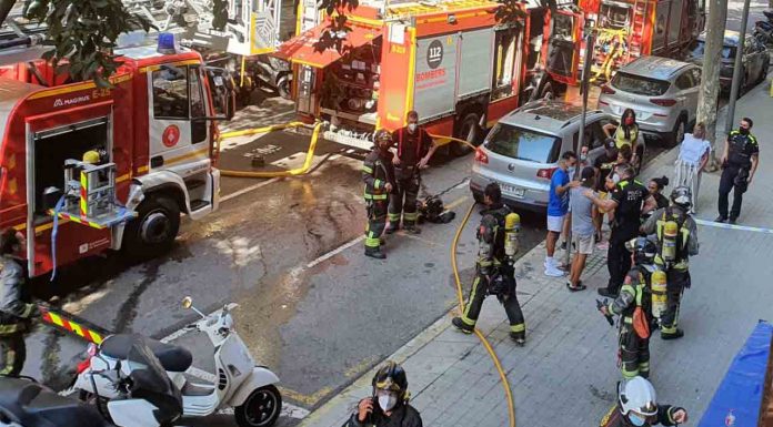 Incendio en un bloque de viviendas del Eixample Incendio en un bloque de viviendas del Eixample