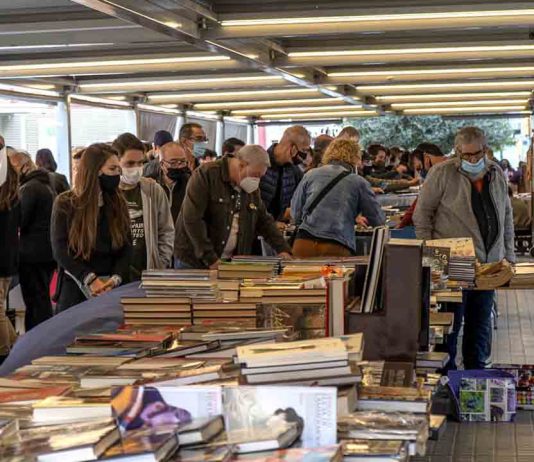 Mercado Dominical de Sant Antoni Mercado Dominical de Sant Antoni