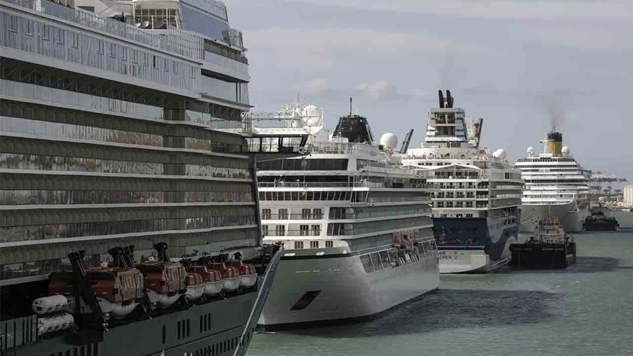 ¿Qué cruceros llegan hoy al Puerto de Barcelona?