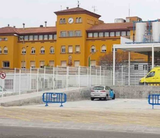 El Hospital de Viladecans vuelve a permitir visitas al centro El Hospital de Viladecans vuelve a permitir visitas al centro