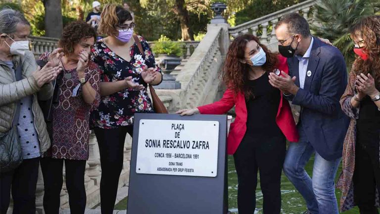 Barcelona dedica una plaza a Sonia Rescalvo en la Ciudadela, asesinada por ser transexual