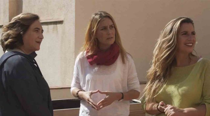 Colau, López y Albiach se presentan como coordinadoras a la reelección de Catalunya en Comú Colau, López y Albiach se presentan a la reelección de Catalunya en Comú