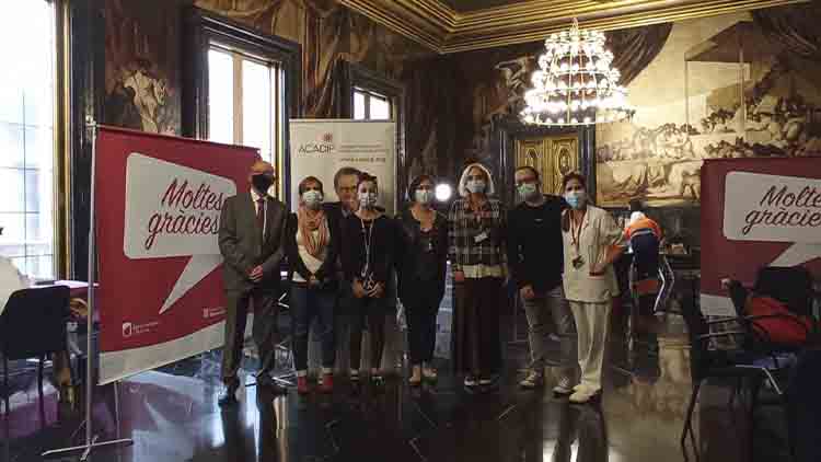 El Ayuntamiento acoge la primera Maratón de Donación de Plasma de Barcelona